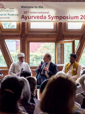 Gesprächsrunde beim Ayurveda Symposium 2018