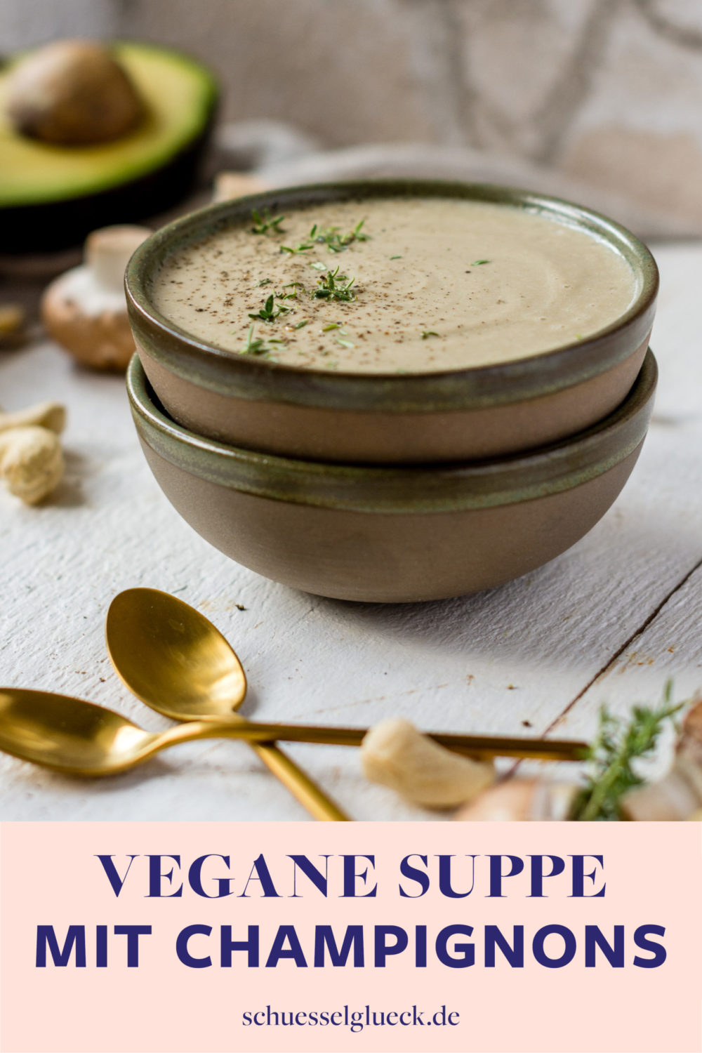 Vegane Champignon Cremesuppe ohne kochen – fertig in 5 Minuten!